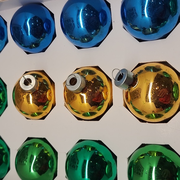 Vintage glass ornaments - Picture 15 of 15